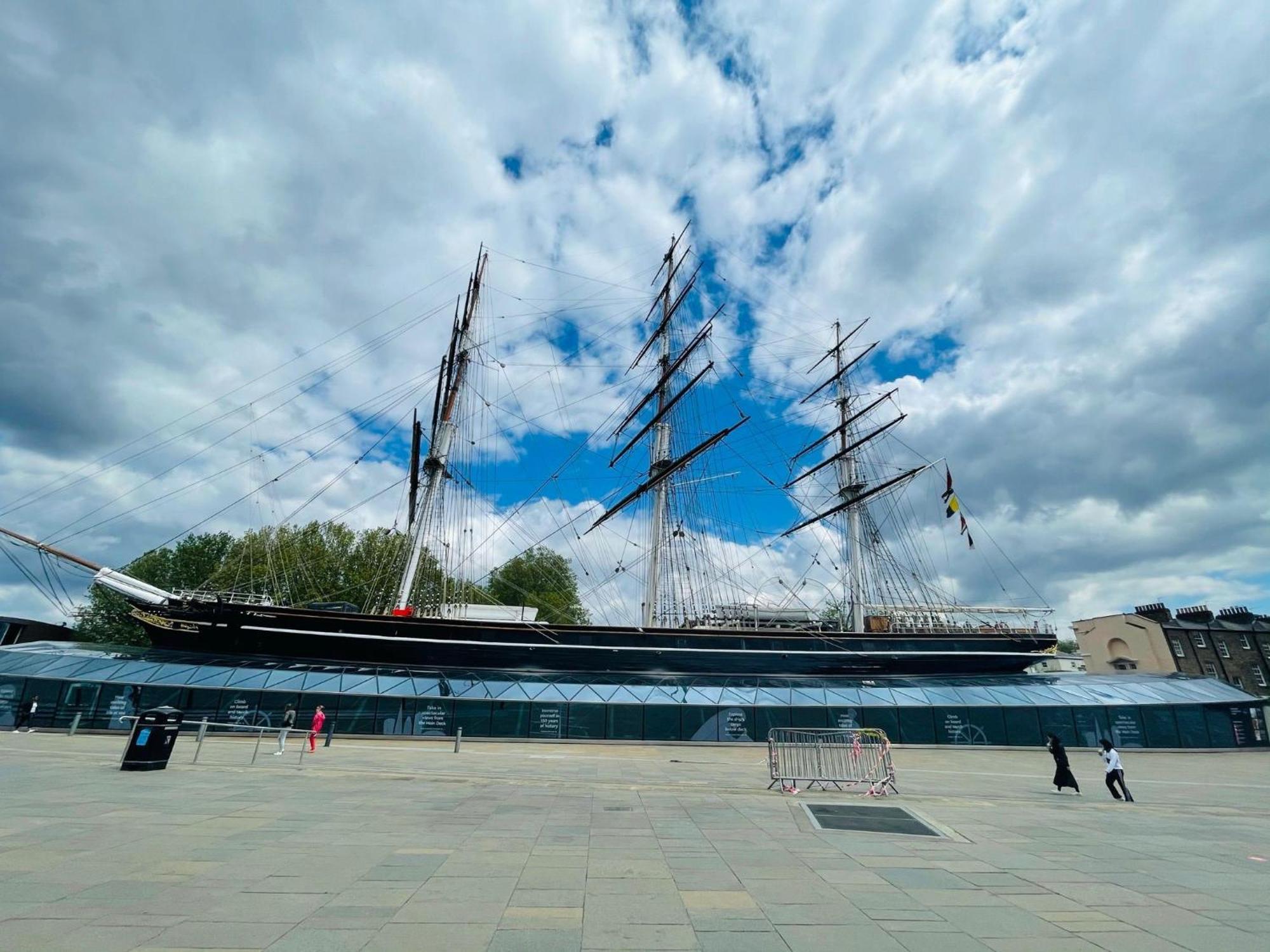 Greenwich Apartment With A River View & Balcony Near The 02 Arena & North Greenwich With Free Wifi & Fast Links Into Central Londra Esterno foto