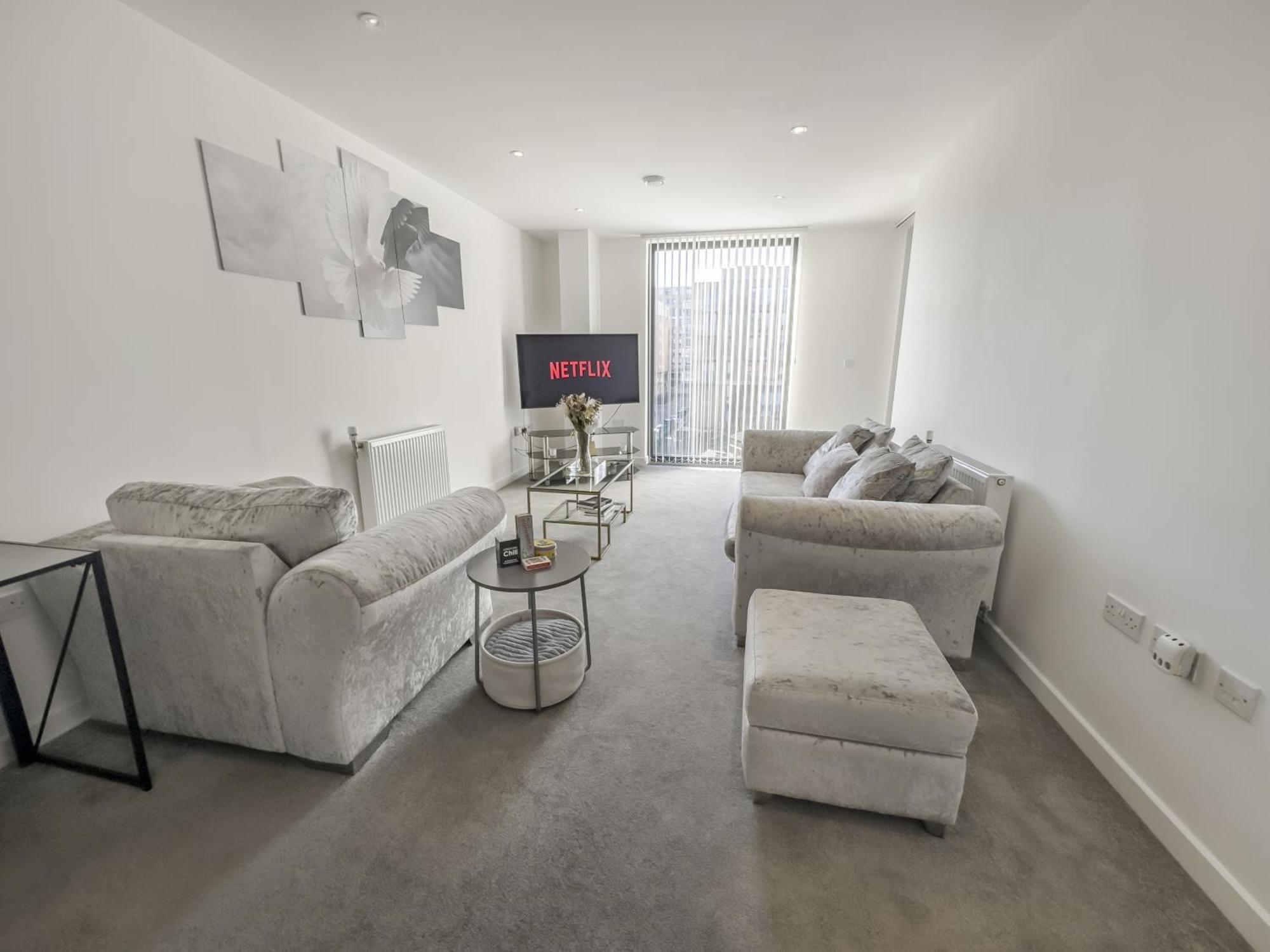 Greenwich Apartment With A River View & Balcony Near The 02 Arena & North Greenwich With Free Wifi & Fast Links Into Central Londra Esterno foto