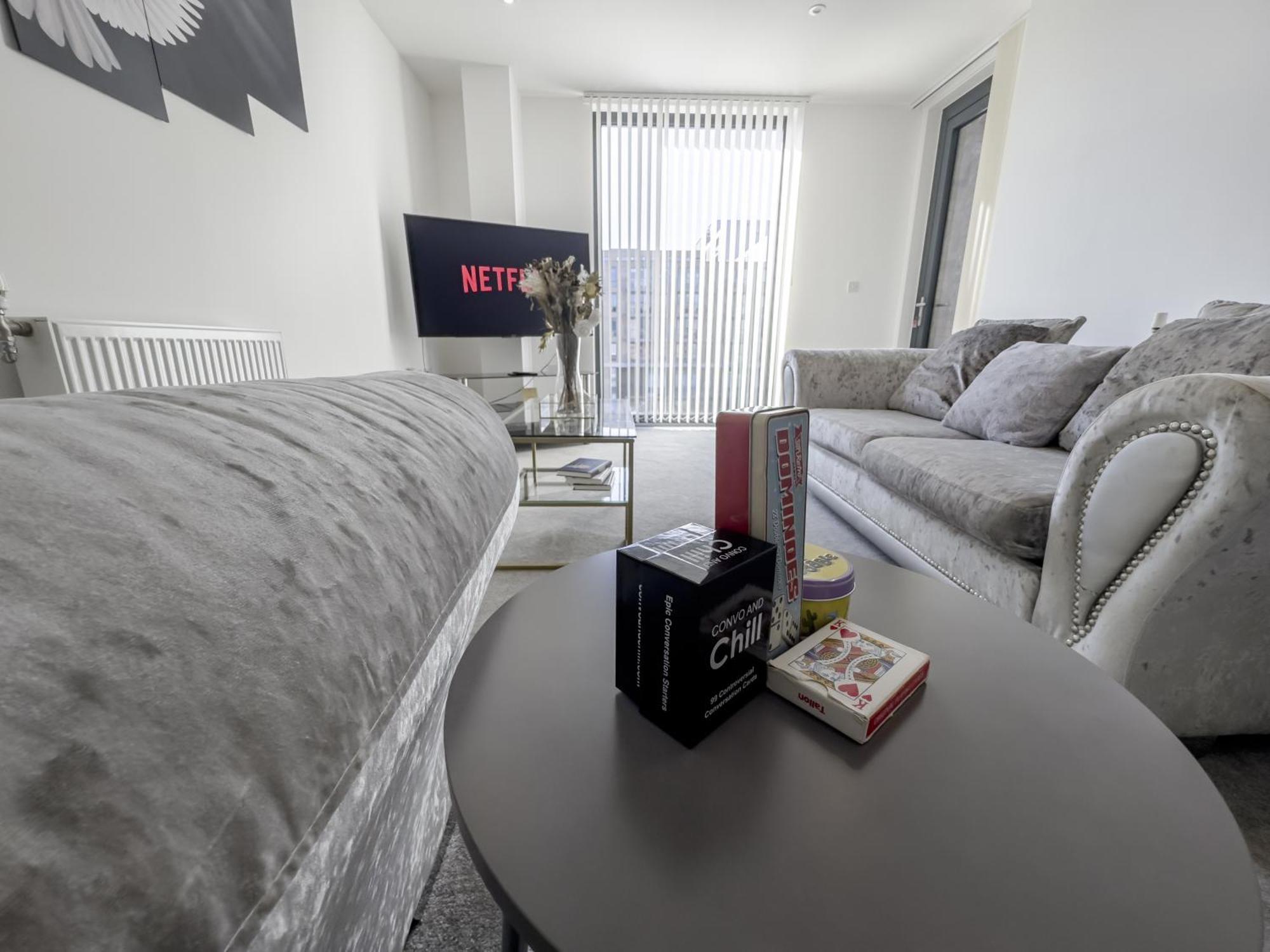 Greenwich Apartment With A River View & Balcony Near The 02 Arena & North Greenwich With Free Wifi & Fast Links Into Central Londra Esterno foto